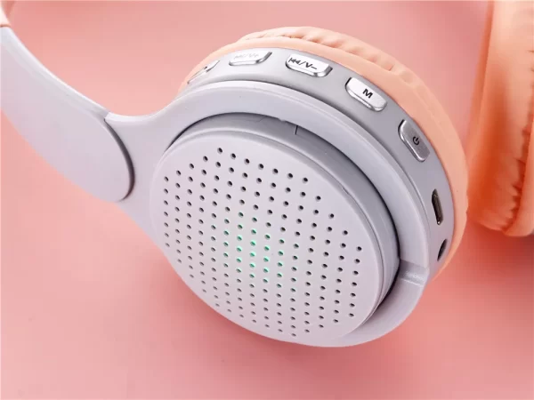 New Earphone Cute Rabbit Ear Headphone LED Kids Wireless Headset Earphone with Shining Five-pointed Star Pattern